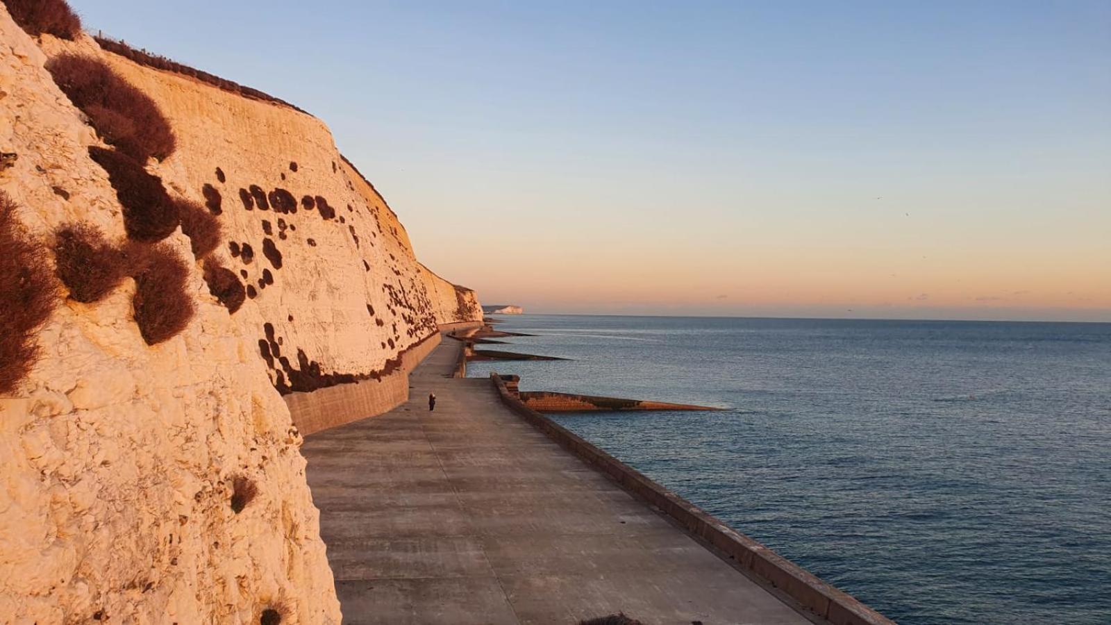 Skylark Apartment Peacehaven Esterno foto